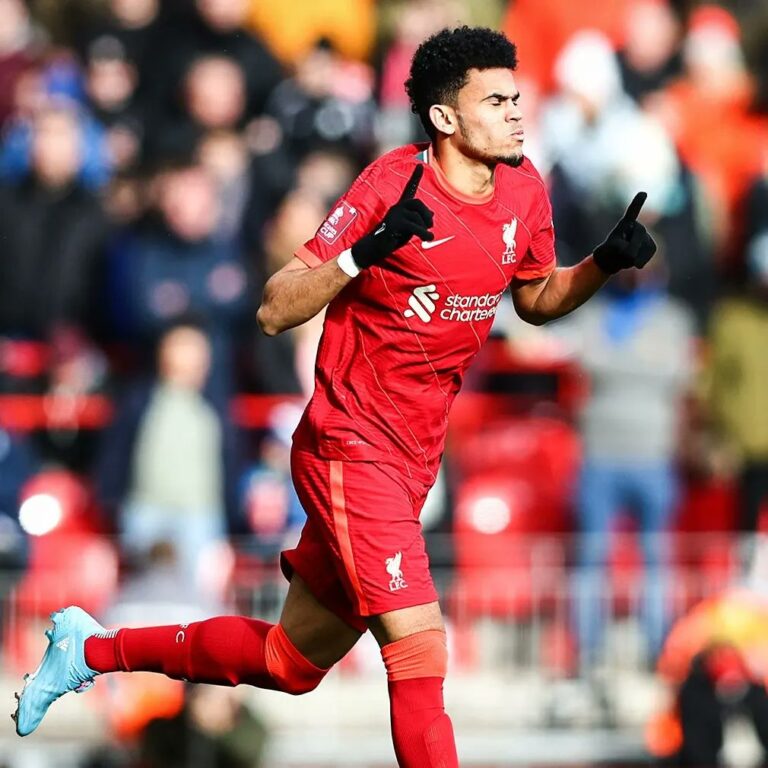 Buen debut para Luis Diaz con el Liverpool 536C71A0-A2A6-44EC-B1BE-CF1027004E46