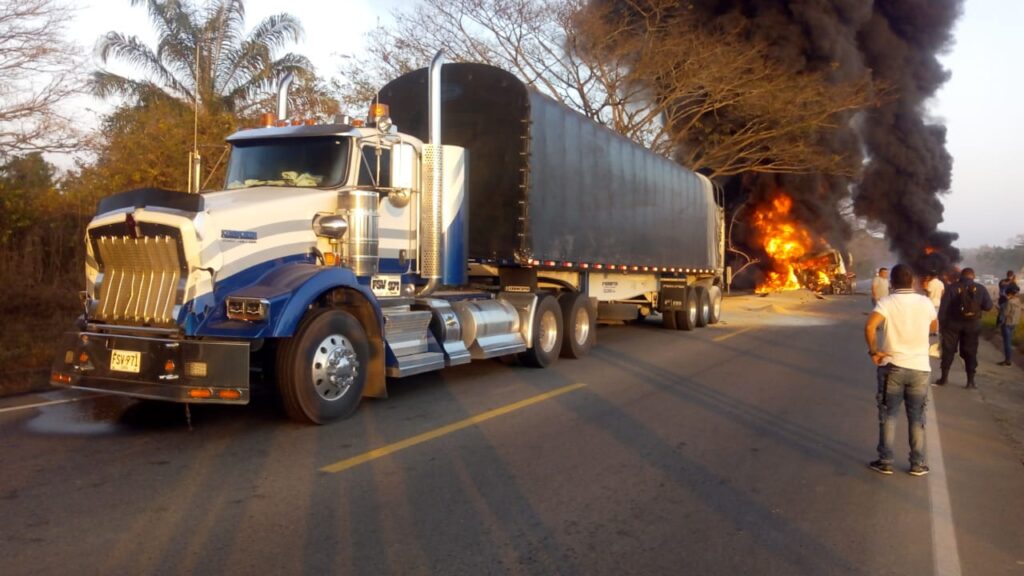 Un muerto tras triple choque en límites del Cesar y Magdalena | RTA Noticias