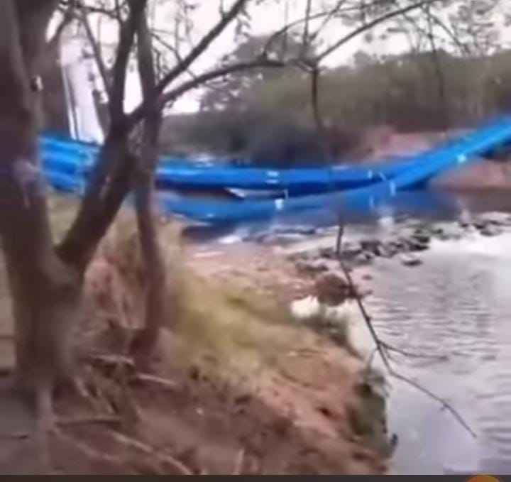 Colapso construcción de puente en la vía Codazzi-Aguas Blancas | RTA Noticias