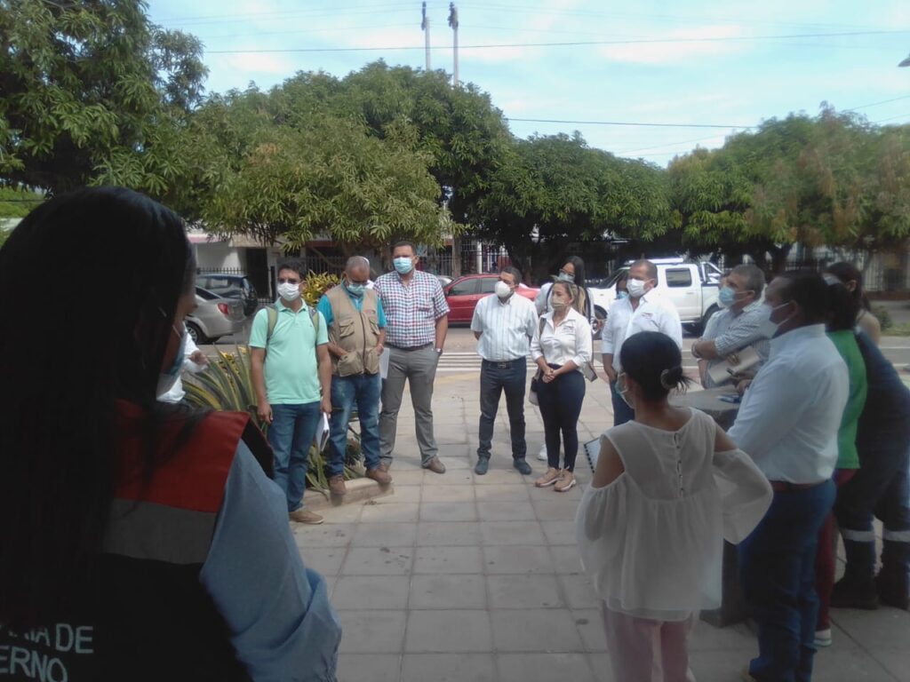 Gremio de docentes rechazan agresión a Coordinador por estudiante | RTA Noticias