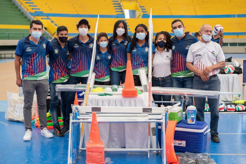 Entregan Implementación deportiva a ligas en el Cesar Entregan Implementación deportiva a ligas en el Cesar | RTA Noticias