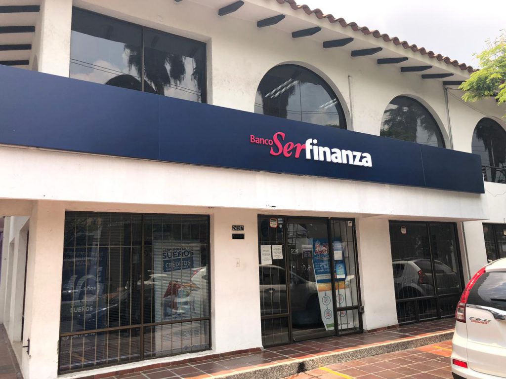 SERFINANZA, el único banco nacido en la costa | RTA Noticias