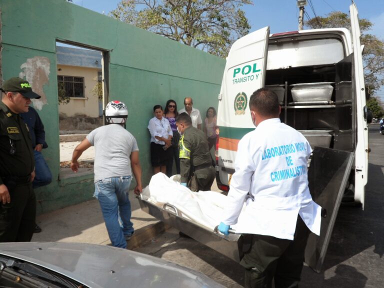 El-cadaver-del-venezolano-fue-trasladado-a-la-morgue-de-Valledupar.-2