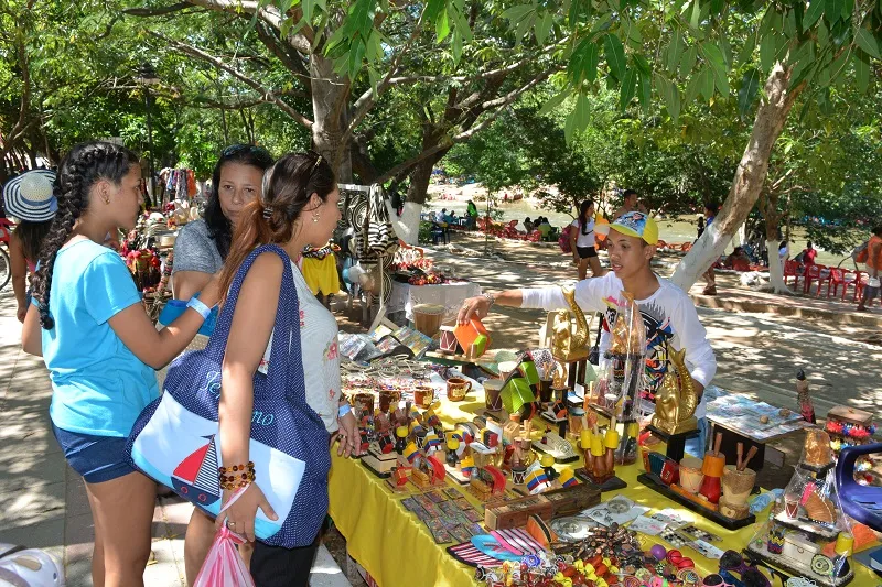 Festival Vallenato, una vitrina comercial para Valledupar FIESTAS-DEL-RIO-SERGIO-MCGREEN-14