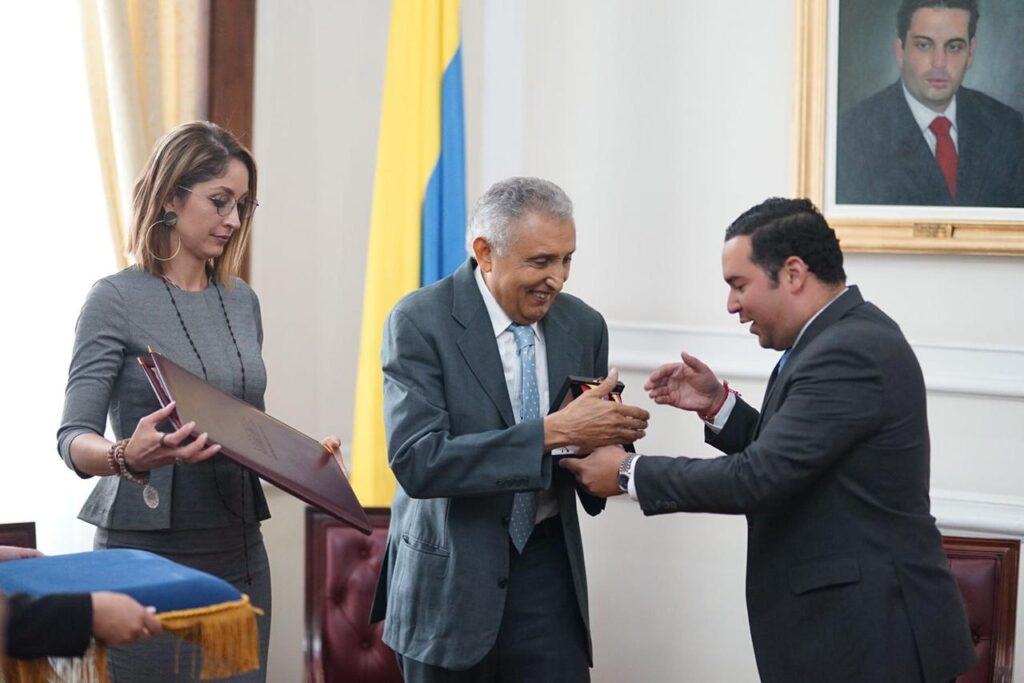 Museo del Acordeón recibe condecoración en el Congreso | RTA Noticias