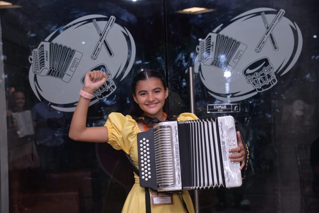 Samaria se llevó la corona de Acordeonera Menor 2022 | RTA Noticias