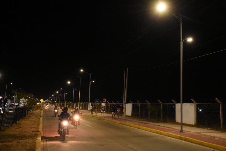 Se acabó el contrato con concesión de alumbrado público Alcaldia-de-Valledupar-inaugura-alumbrado-publico-en-la-Carrera-27-01