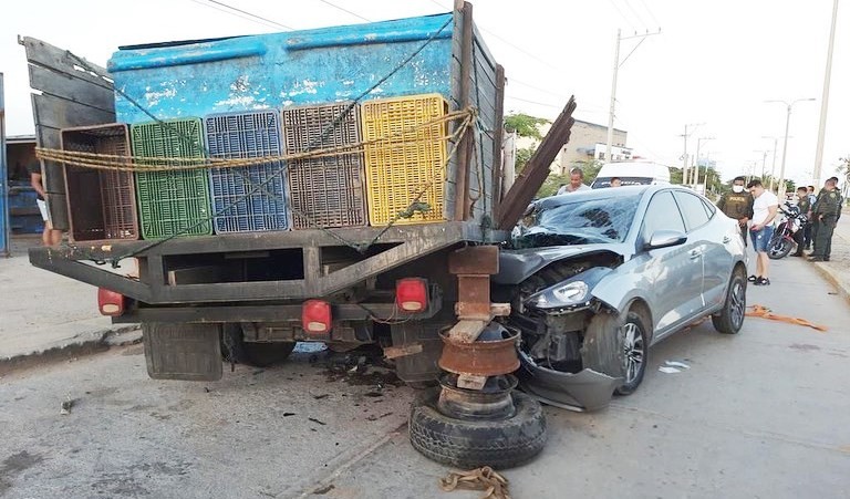 Cantante vallenato Oscar Gamarra sufre grave accidente Cantante vallenato Oscar Gamarra sufre grave accidente | RTA Noticias