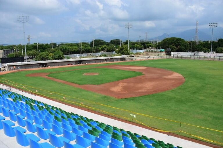 Exigen cercamiento con mallas a el estadio de beisbol Estadio de beisbol Valledupar