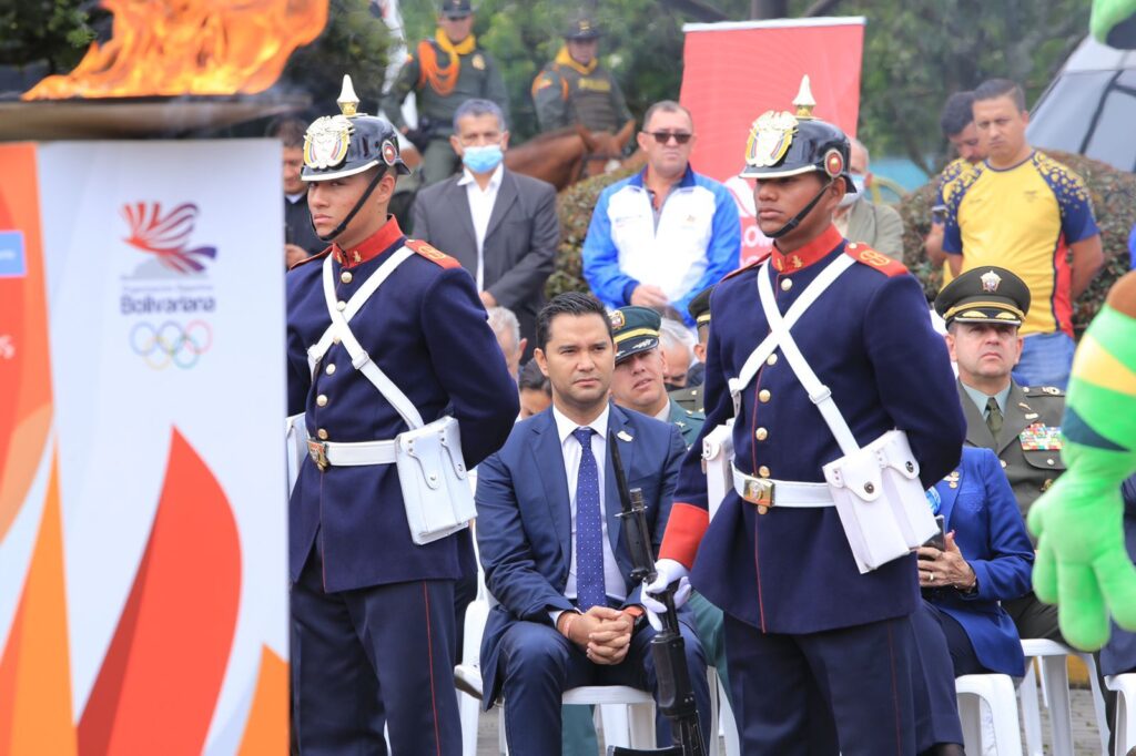 El Fuego Bolivariano llegó al Comité Olímpico Colombiano | RTA Noticias