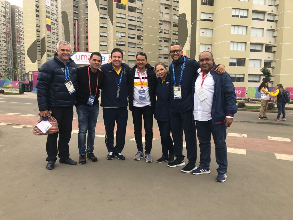 Ape Cuello invita a ponerse la camiseta de los Juegos Bolivarianos Ape Cuello invita a ponerse la camiseta de los Juegos Bolivarianos | RTA Noticias