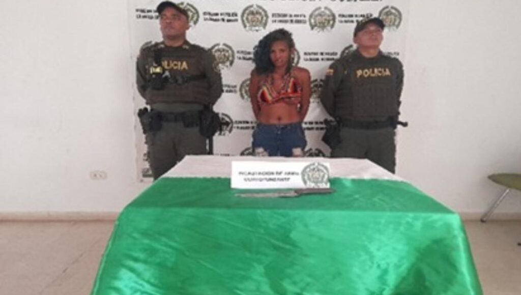 Capturan a mujer por apuñalar a su exmarido Capturan a mujer por apuñalar a su exmarido | RTA Noticias
