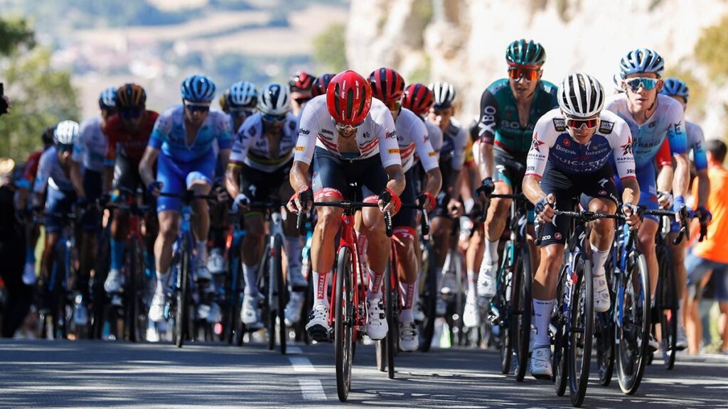 Colombianos en La Vuelta a España tras la etapa 6 | RTA Noticias