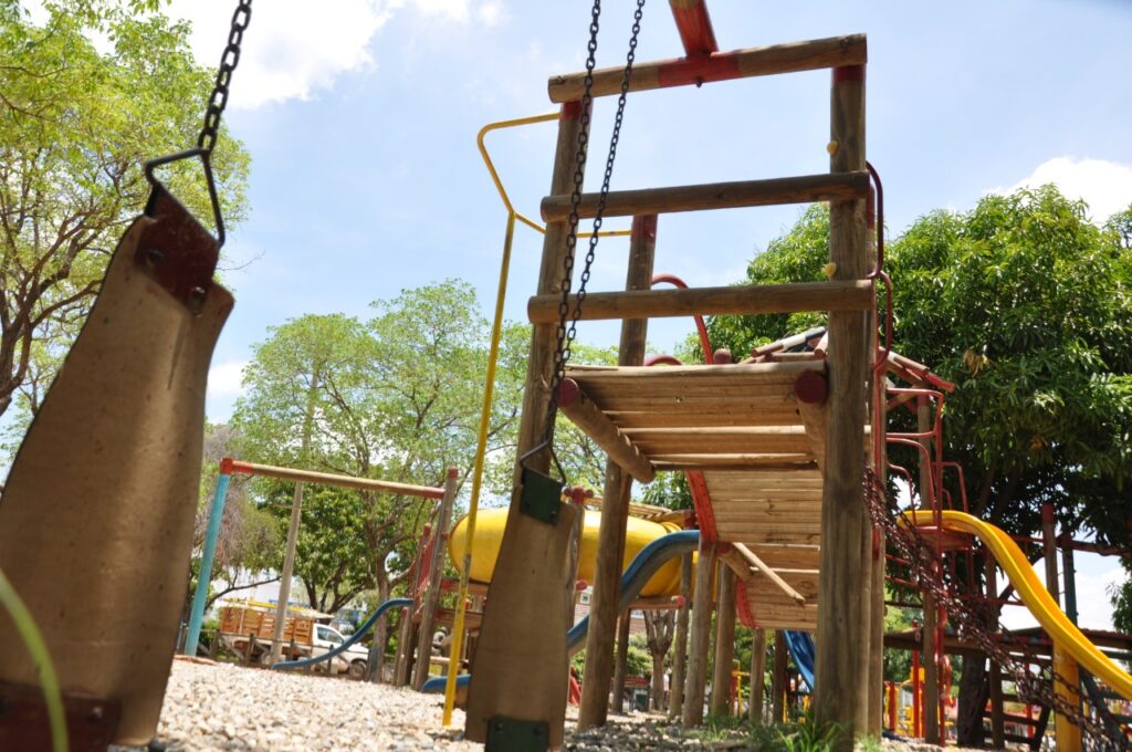 El descuido con el parque El Viajero de Valledupar | RTA Noticias