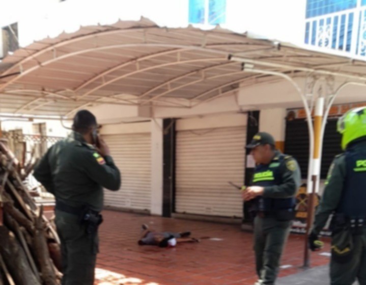 Ladrón fue asesinado por su víctima en medio de atraco | RTA Noticias