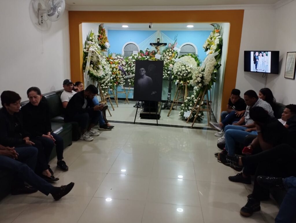 Hoy le dan el último adiós al acordeonero Luis León | RTA Noticias