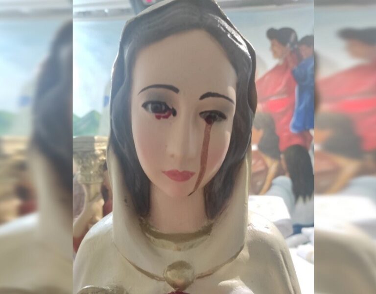 Virgen apareció llorando sangre en Bucaramanga WhatsApp-Image-2022-09-13-at-12.28.25-PM