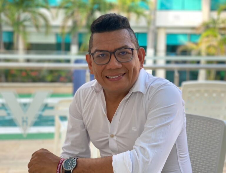 "Coco" Ramos del micrófono al despacho WhatsApp-Image-2022-09-29-at-11.44.15-AM
