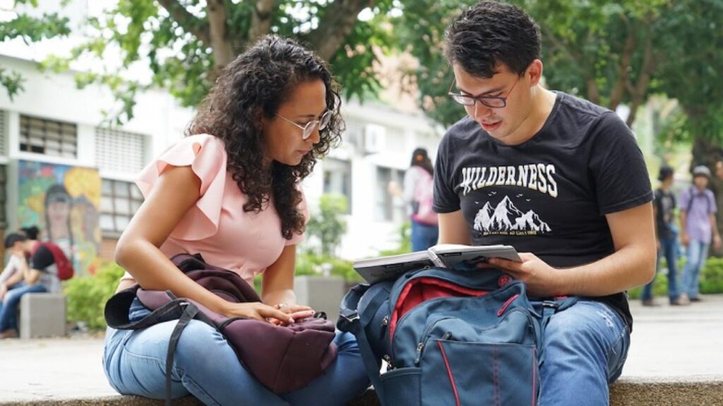 Abren convocatoria de empleo para jóvenes en Valledupar Abren convocatoria de empleo para jóvenes en Valledupar | RTA Noticias