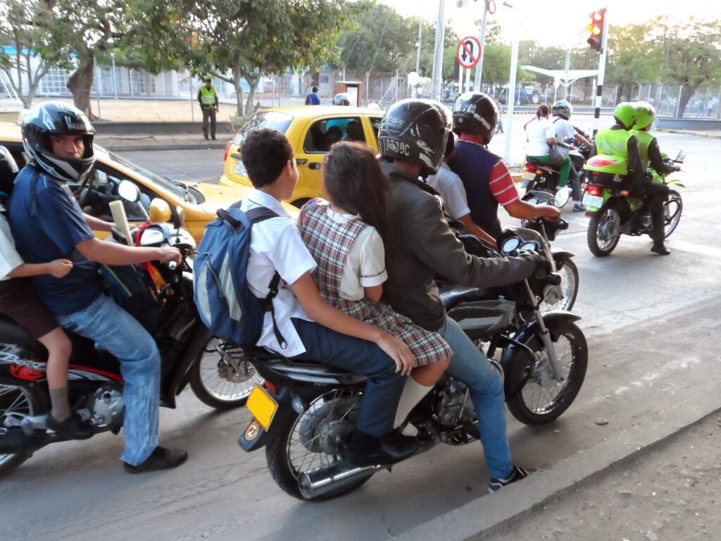 Capturan a mototaxista señalado de abusar a una niña Capturan a mototaxista señalado de abusar a una niña | RTA Noticias