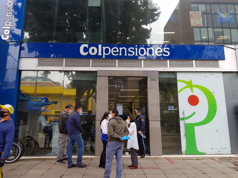 Impuesto a las pensiones altas ya no va Impuesto a las pensiones altas ya no va | RTA Noticias