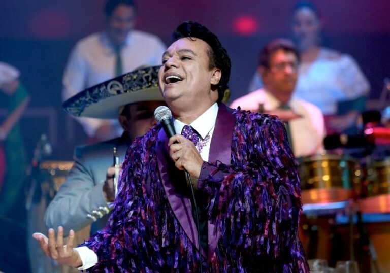 Juan Gabriel habría fingido su muerte, afirmó su exmánager WhatsApp-Image-2022-10-19-at-10.27.00-AM