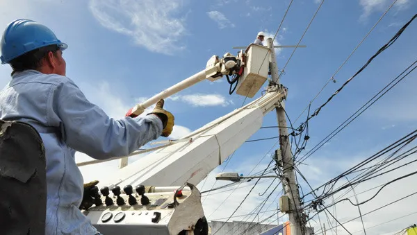 Barrios que estarán sin luz este domingo y lunes festivo | RTA Noticias