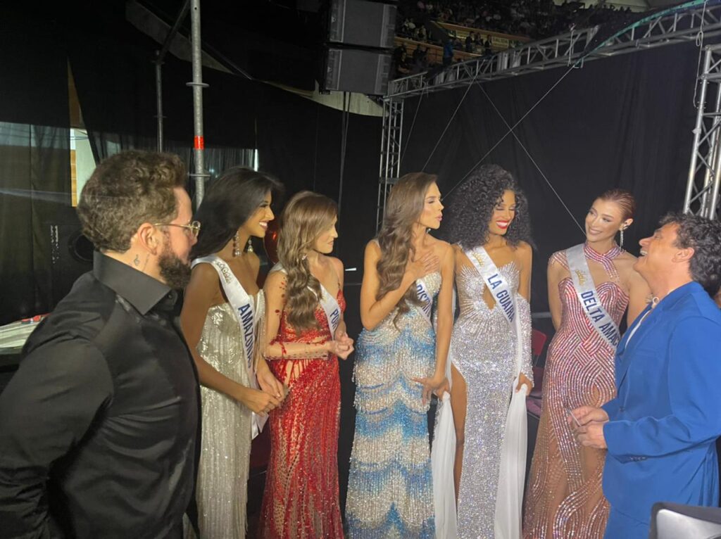 Silvestre Dangond cautivó con su canto en Miss Venezuela | RTA Noticias