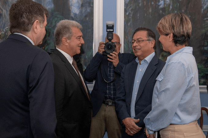 FC Barcelona y el gobierno acuerdan abrir academia | RTA Noticias