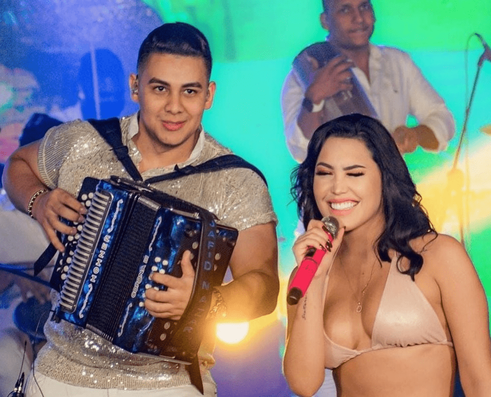 Ana del Castillo sacó la garras ante su presunto acosador Ana del Castillo sacó la garras ante su presunto acosador | RTA Noticias