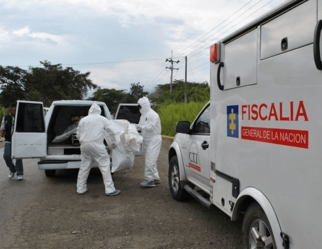 Identifican a hombres muertos en vía La Mesa Identifican a hombres muertos en vía La Mesa | RTA Noticias