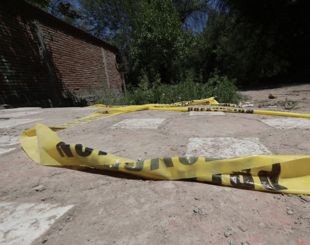 Dos hombres fueron hallados muertos en vía La Mesa Dos hombres fueron hallados muertos en vía La Mesa | RTA Noticias
