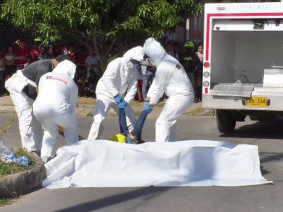 Asesinan a hombre entre el barrio Divino Niño y la Nevada Asesinan a hombre entre el barrio Divino Niño y la Nevada | RTA Noticias