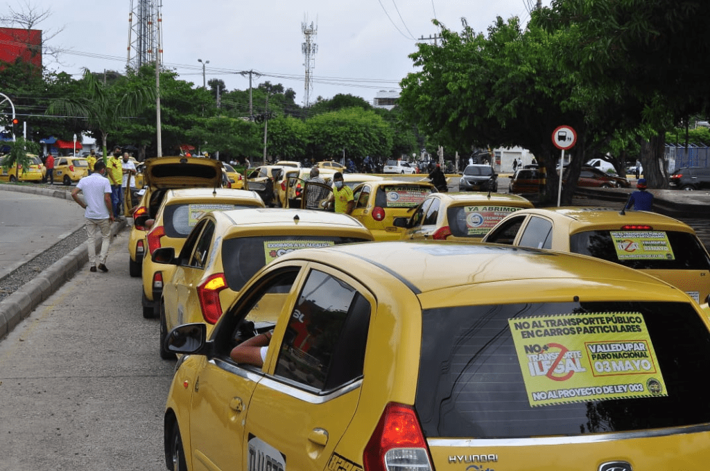 "No bajará la gasolina y no se prohibirán las plataformas": Mintransporte "No bajará la gasolina y no se prohibirán las plataformas": Mintransporte | RTA Noticias