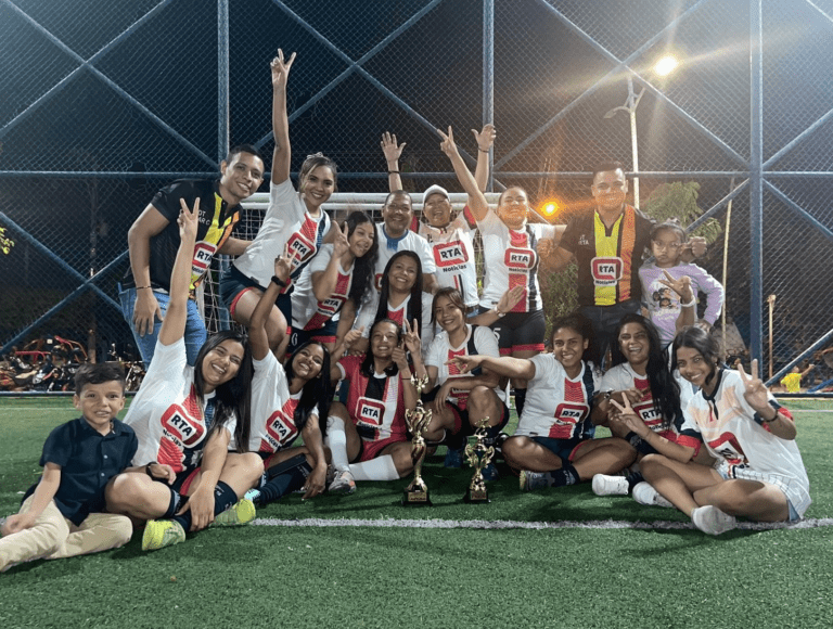 RTA Noticias femenino gritó campeón en Torneo de Medios image-213