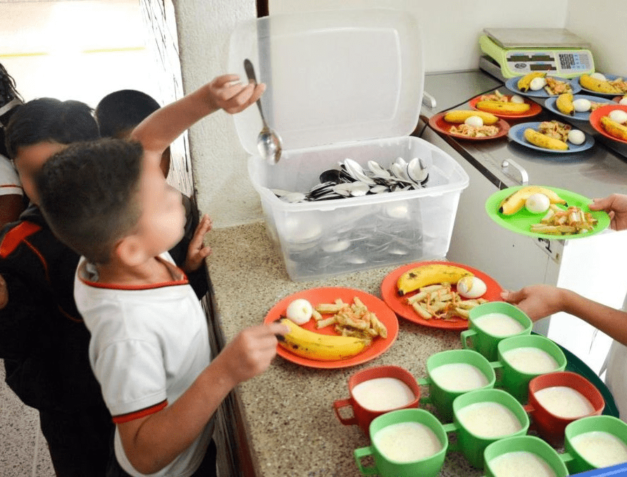 25 niños intoxicados en CDI de Aguachica image-45