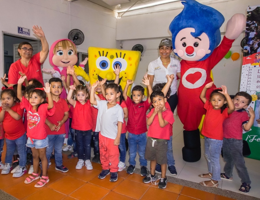 Alcaldía de La Paz celebró el Mes de la Niñez | RTA Noticias