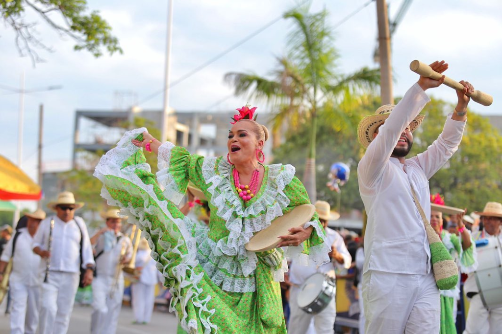 Así se vivió el Desfile de Piloneras en Valledupar | RTA Noticias