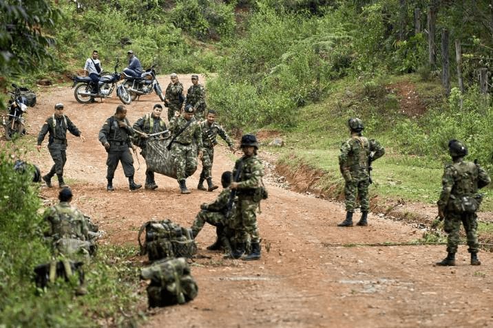 Mueren 2 militares tras "fuego amigo" | RTA Noticias