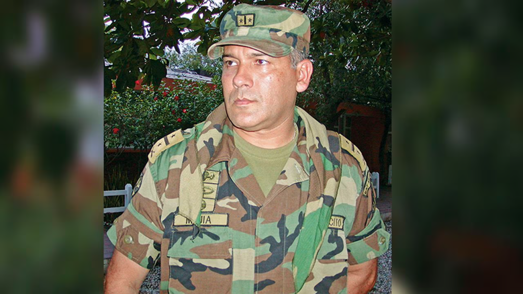 Ordenan captura contra ex comandante del Batallón La Popa | RTA Noticias