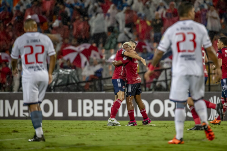 Medellín vence a Nacional de Uruguay por Libertadores image-262