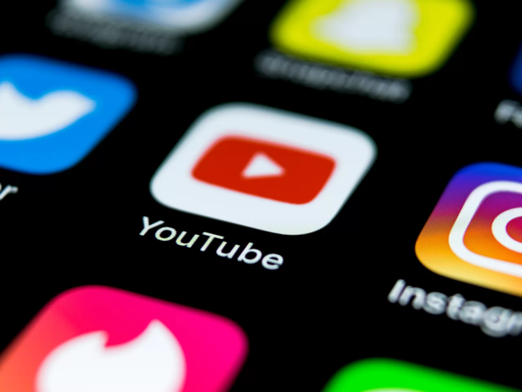 Roban canal de YouTube del Churo Díaz | RTA Noticias