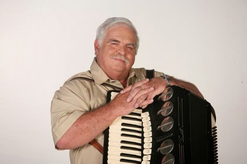 El músico Rafael Ricardo sufre accidente cerebrovascular | RTA Noticias