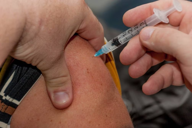Este viernes habrá jornada de vacunación contra fiebre amarilla image-61