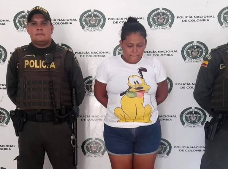 A la cárcel mujer que habría desviado recursos de la Dian image-70