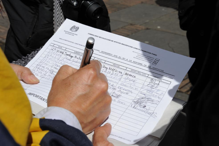 Se embolatan inscripciones por firmas en Valledupar image-108