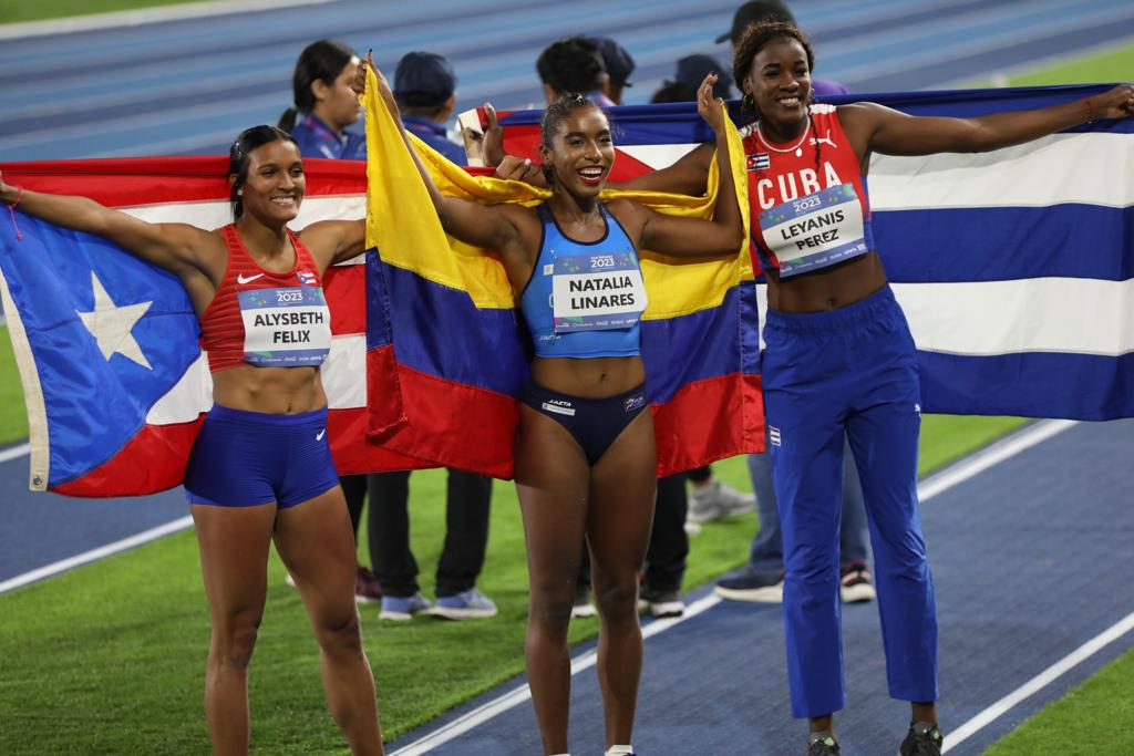 Natalia Linares ganó oro en los Juegos Centroamericanos Natalia Linares ganó oro en los Juegos Centroamericanos | RTA Noticias