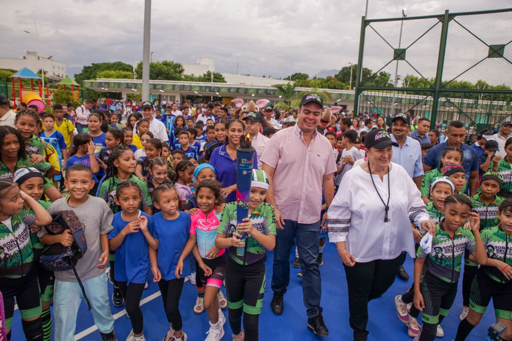 La Gobernación entregó el Complejo Deportivo Guatapurí | RTA Noticias
