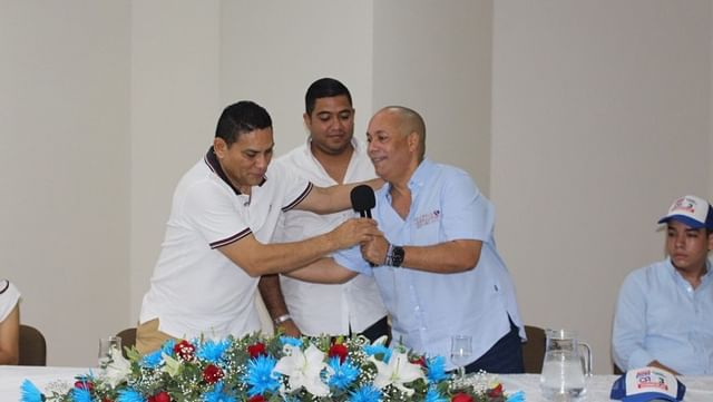 Jose Ávila respaldara candidatura de Ernesto Orozco image-120