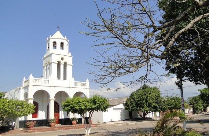 Cinco hombres y una mujer buscan la alcaldía de La Paz image-136